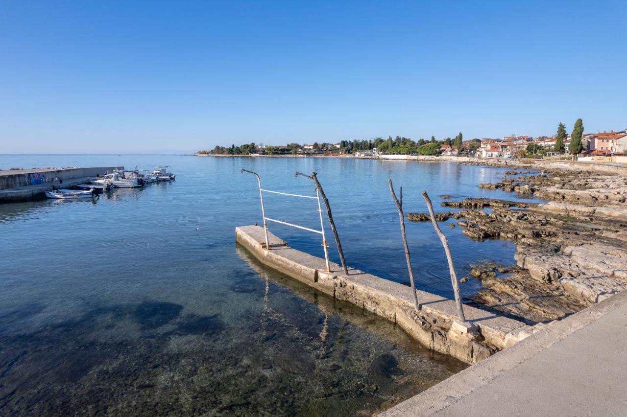 Elia Apartments Savudrija Bagian luar foto